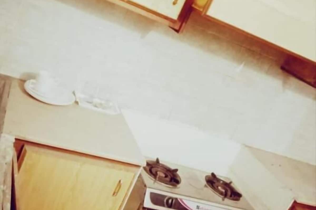 deluxe double room | iron/ironing board, free wifi, bed sheets