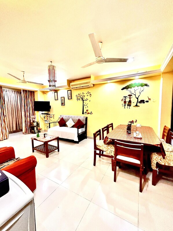 Apartment | Living area - Remarkable 3-bed Apartment in Panjim (Panaji)