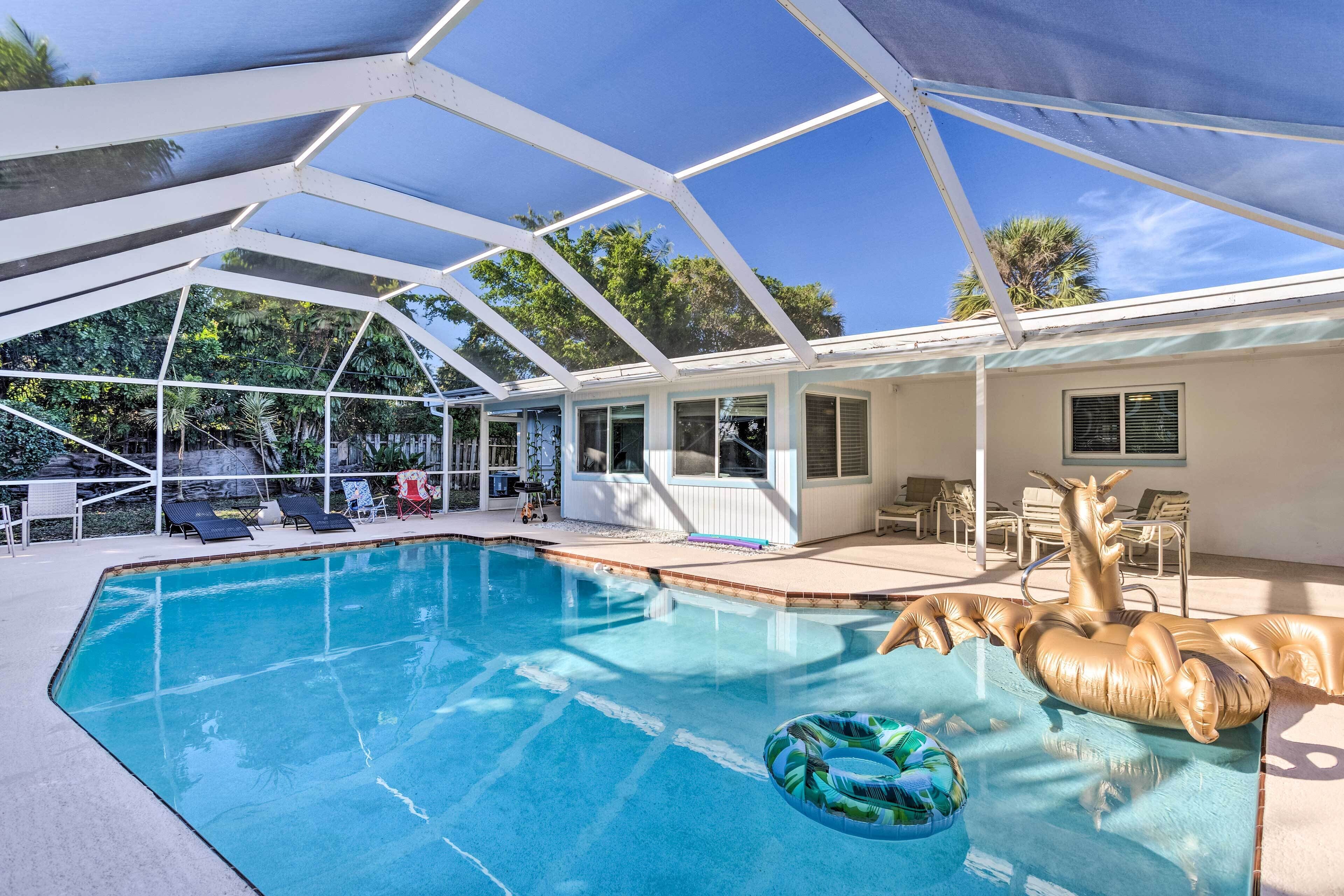 Palm Beach Gardens Home w/ Pool & Lanai!