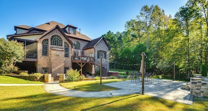 Luxury Estate: Game Room & Pickleball Court