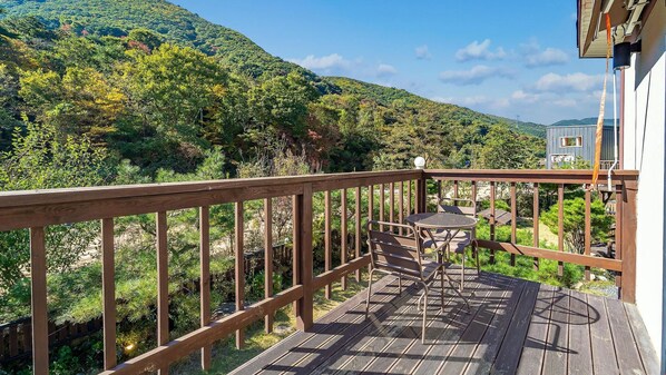 Basic Room, 1 Bedroom (haneulbichkijeuAdong pulbilla) - Gyeongju Hiltopia Kids Pool Villa (Gyeongju)