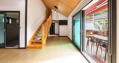 Gyeongju Hiltopia Kids Pool Villa