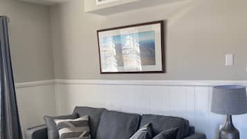 Téléviseur connecté, foyer