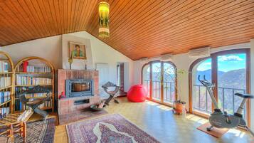 Standard House, 2 Bedrooms, 2 Bathrooms, Mountainside (Casa Dell'Antonio) | Pemandangan gunung