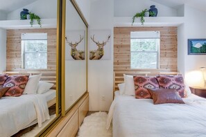 Cabin (Minimalist Hideaway) | Exterior