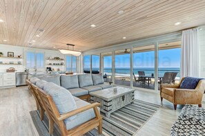 House, 3 Bedrooms | Living area