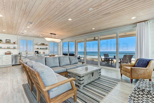 House, 3 Bedrooms | Living area