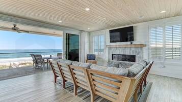 House, 3 Bedrooms | Interior