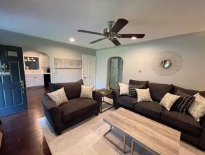 Smart TV, fireplace, offices