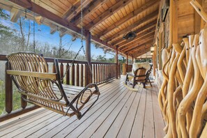 Cabaña, 3 habitaciones | Balcón