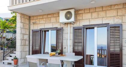 Apartment Villa Andro