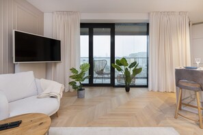 Departamento, 2 habitaciones, balcón, vista al mar | Sala de estar