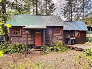 Exterior - Ohana Cabin (Packwood)