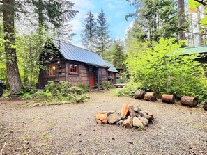 Exterior - Ohana Cabin (Packwood)