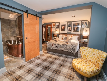 2 habitaciones, decoración personalizada y muebles diferentes