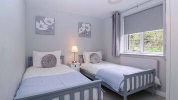 2 bedrooms, individually decorated, individually furnished, free WiFi