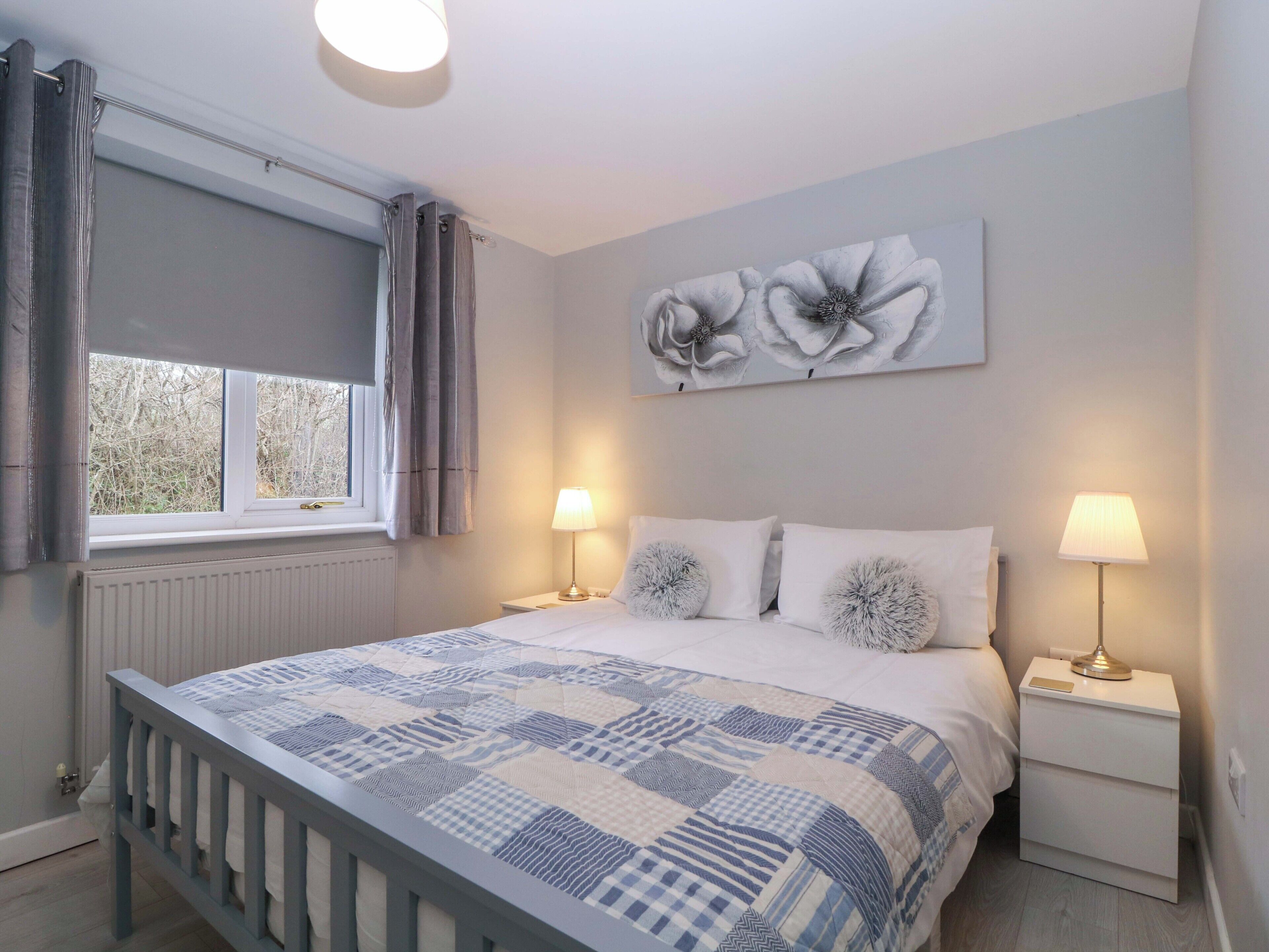 Cottage | 2 bedrooms, individually decorated, individually furnished, free WiFi