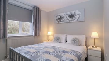 Cottage | 2 bedrooms, individually decorated, individually furnished, free WiFi