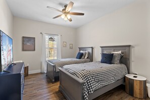 House, 5 Bedrooms | 5 bedrooms, free WiFi
