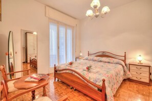 Standard Apartment, Multiple Bedrooms (Casa Letizia few min from sea) | 2 bedrooms, laptop workspace, bed sheets - Casa Letizia few min From sea (Sanremo)
