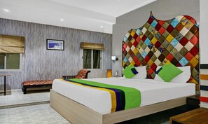 Standard Double Room | Desk, iron/ironing board - Itsy Hotels Banana Boutique (Varanasi)