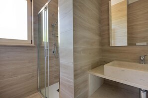 Villa | Badezimmer