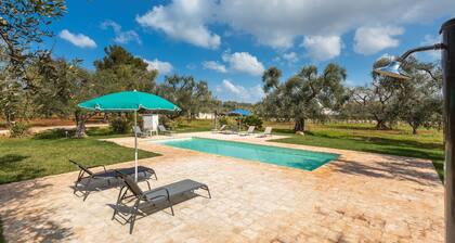 2770 Uliveto Valeria - Trullo Melograno by Perle di Puglia