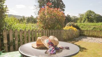 Cottage | Buiten dineren