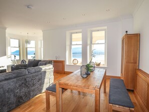 Dining - Bryn Mel Manor Straits View (Menai Bridge)