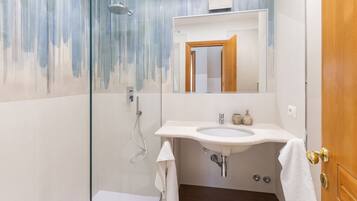 Apartment | Bathroom