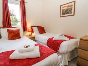 Casa de campo | Decoración personalizada, muebles diferentes y wifi gratis 