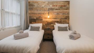 5 bedrooms, individually decorated, individually furnished, free WiFi