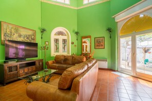 Interior - 2981 Villa Colle Iris by Barbarhouse (Oria)