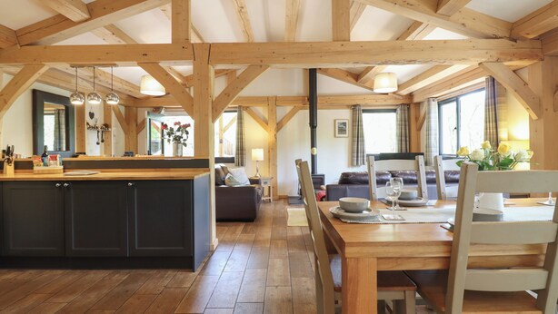 Cottage | Dining - Lady Bagots Cabin (Ruthin)