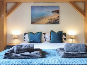 Cottage | Interior - Lady Bagots Cabin (Ruthin)