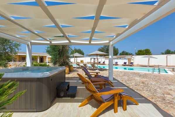 Seasonal outdoor pool - 2076 Villa Artesole by Perle di Puglia (Oria)