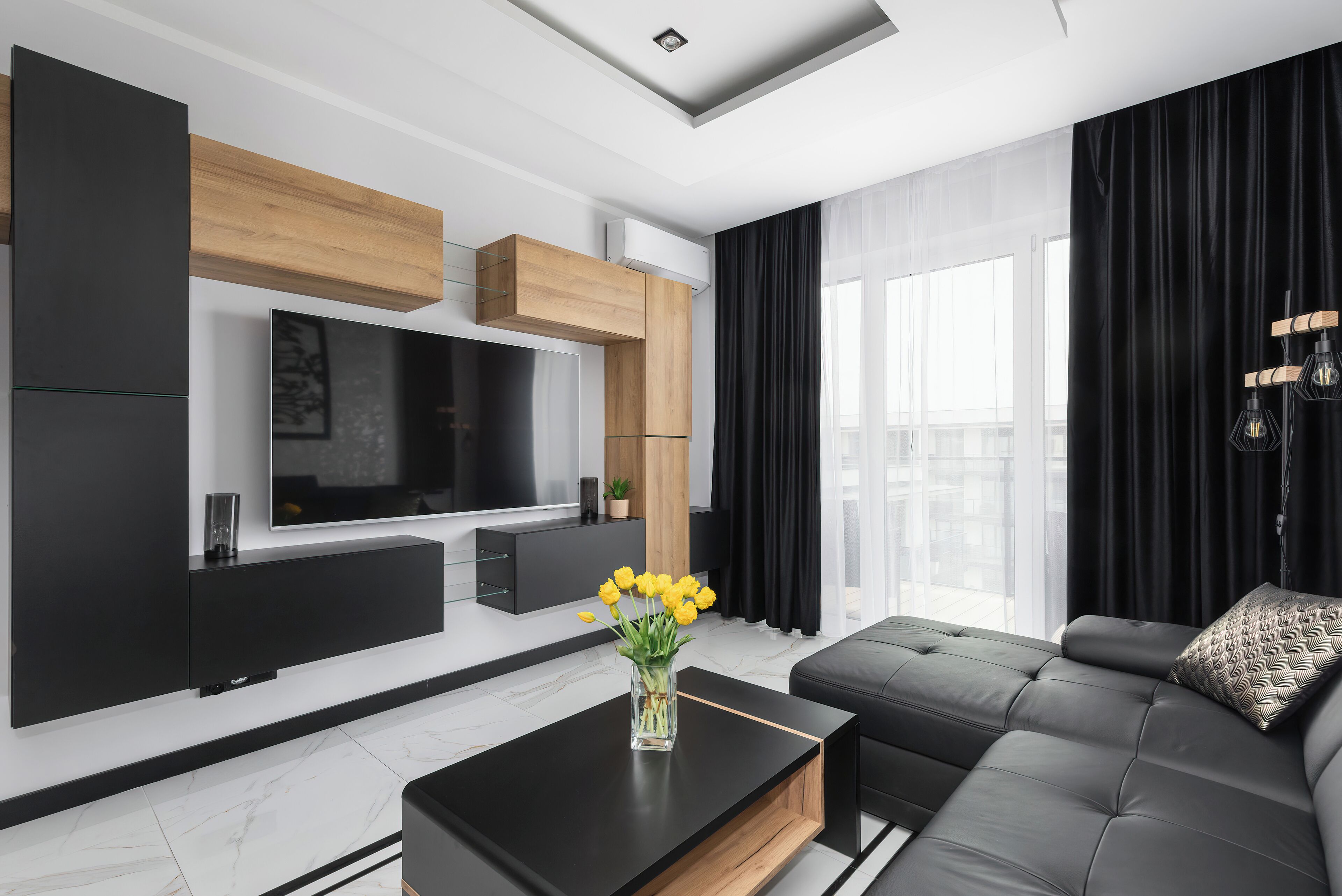 아파트, 침실 1개, 발코니 | 9 개의 침실, 침대 시트