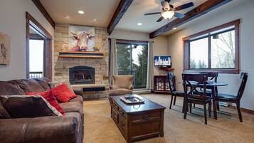 Flat-screen TV, fireplace