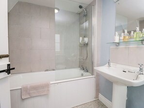 Cottage | Bathroom - Latch Cottage (Keswick)
