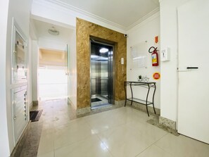 Terrace/patio - 919 - Apartamento 3 quartos s uma suíte (Bombinhas)