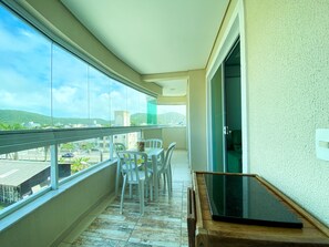 Terrace/patio - 919 - Apartamento 3 quartos s uma suíte (Bombinhas)