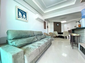 Interior - 919 - Apartamento 3 quartos s uma suíte (Bombinhas)