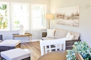 Smart-TV, peis, videospill og fotballspill