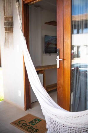 Habitació estàndard | Minibar, cortines opaques, wifi gratuïta i roba de llit 