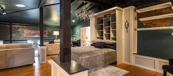 NuLu District Loft | Lou Lou on Market + Parking