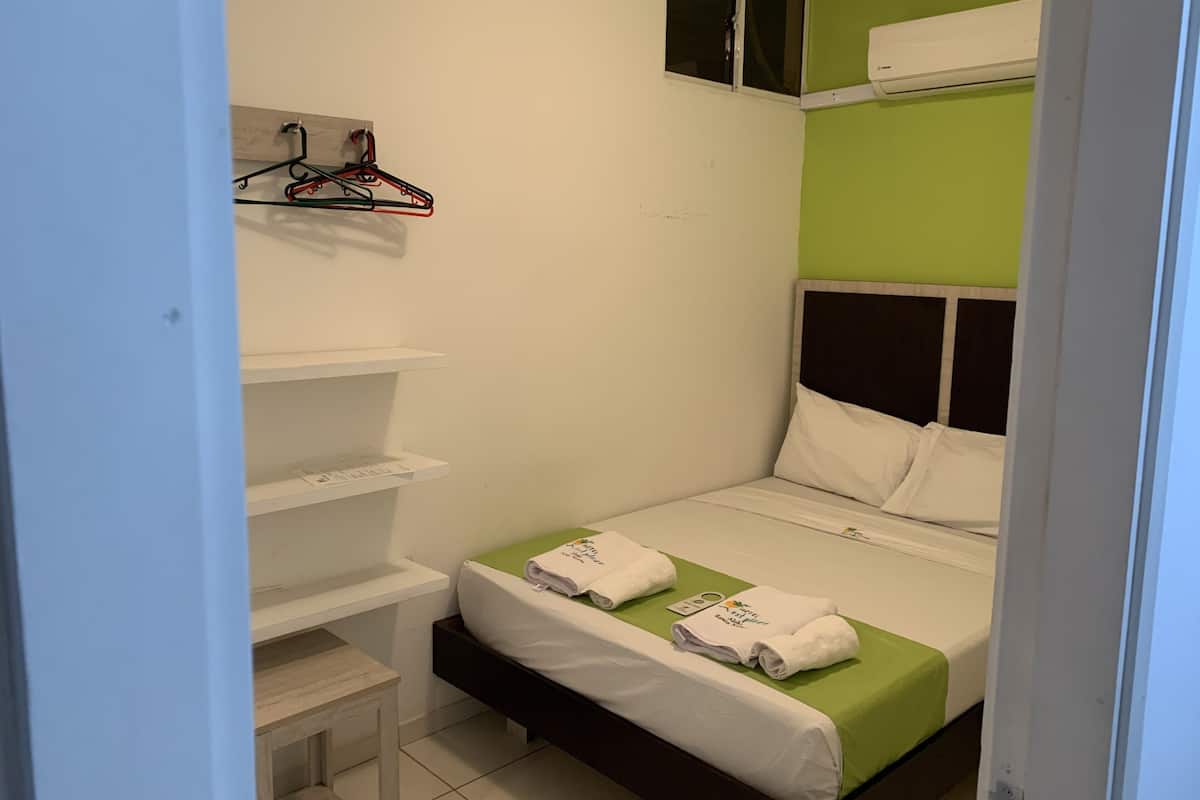 Basic Double Room Single Use | Free WiFi