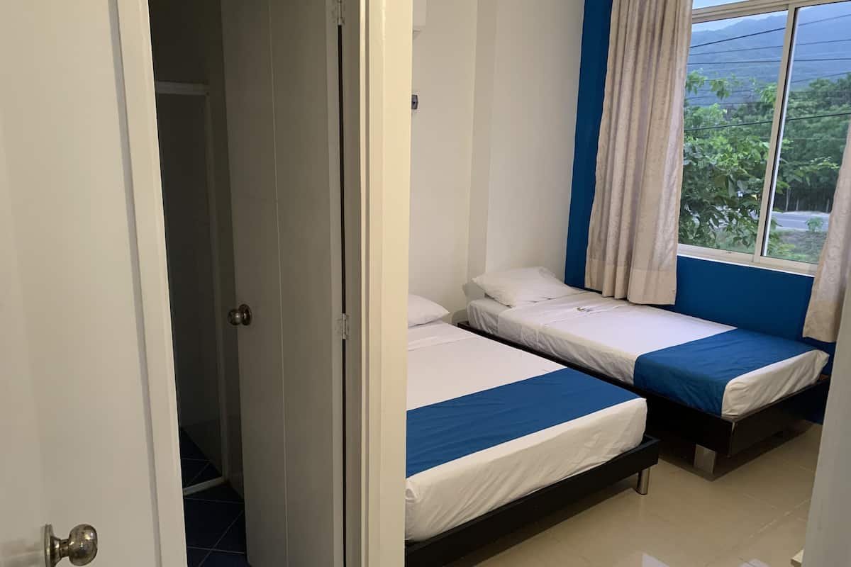 Basic Triple Room | Free WiFi