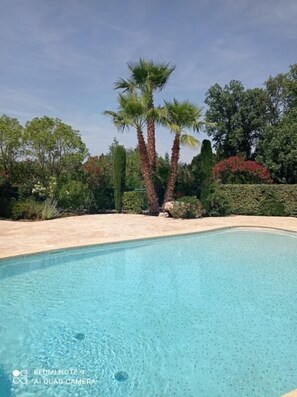 Utomhuspool