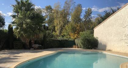 Villa for 6 people at ☀️- Swimming pool - Air conditioning - WIFI