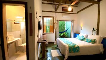 Grand Room | Free WiFi, bed sheets